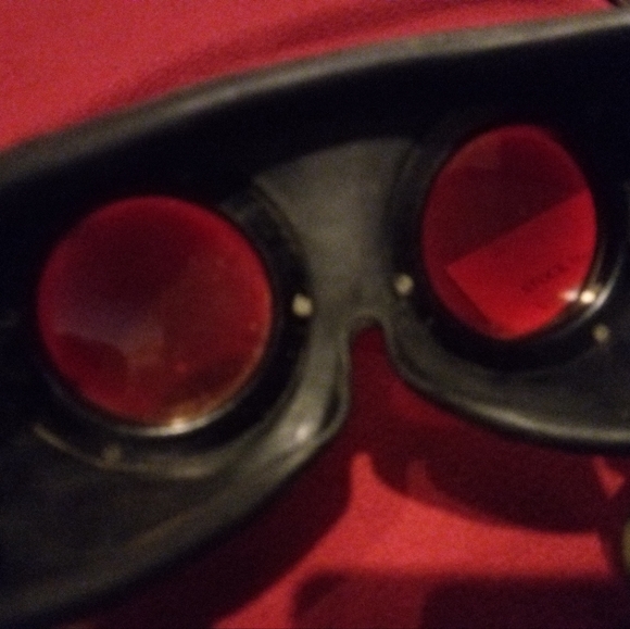 RARE **9/10 - Red quinoline cyanin dye Goggles Nightmare Vision Demon-Sight WW2 - Picture 3 of 9